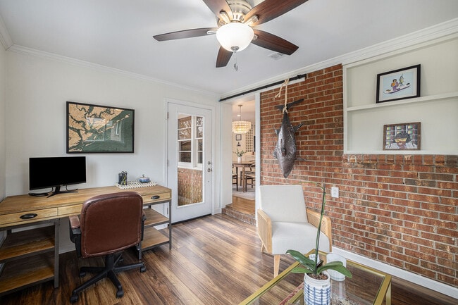 Building Photo - 826 Symmes Dr