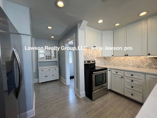 Building Photo - 2148 Berkley Ave SW