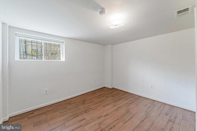 Building Photo - 165 U St NW