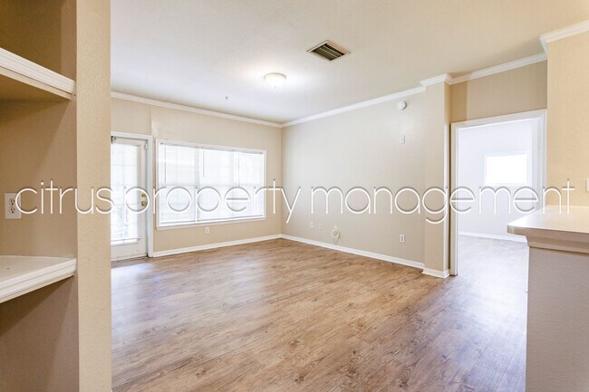 Building Photo - 2/2 Condo in Millenia Available Now