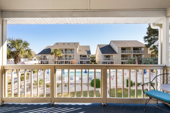 Building Photo - ***Free Utilities ** Seasonal Rental Avail...