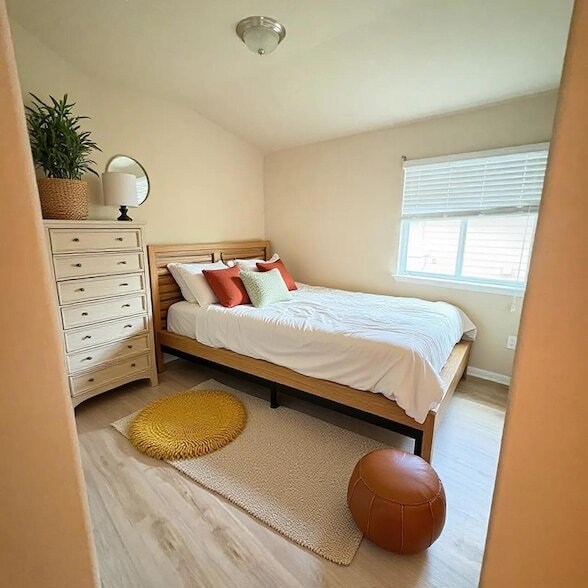 Building Photo - 208 Moulins Ln