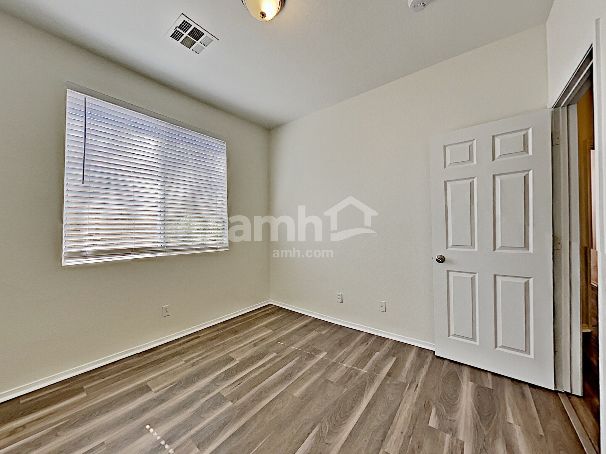 Building Photo - 265 S Summer Meadow St