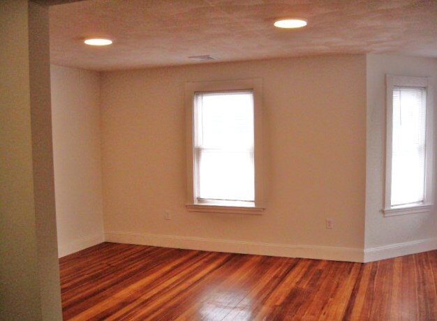 Building Photo - 20 Beechwood Ave