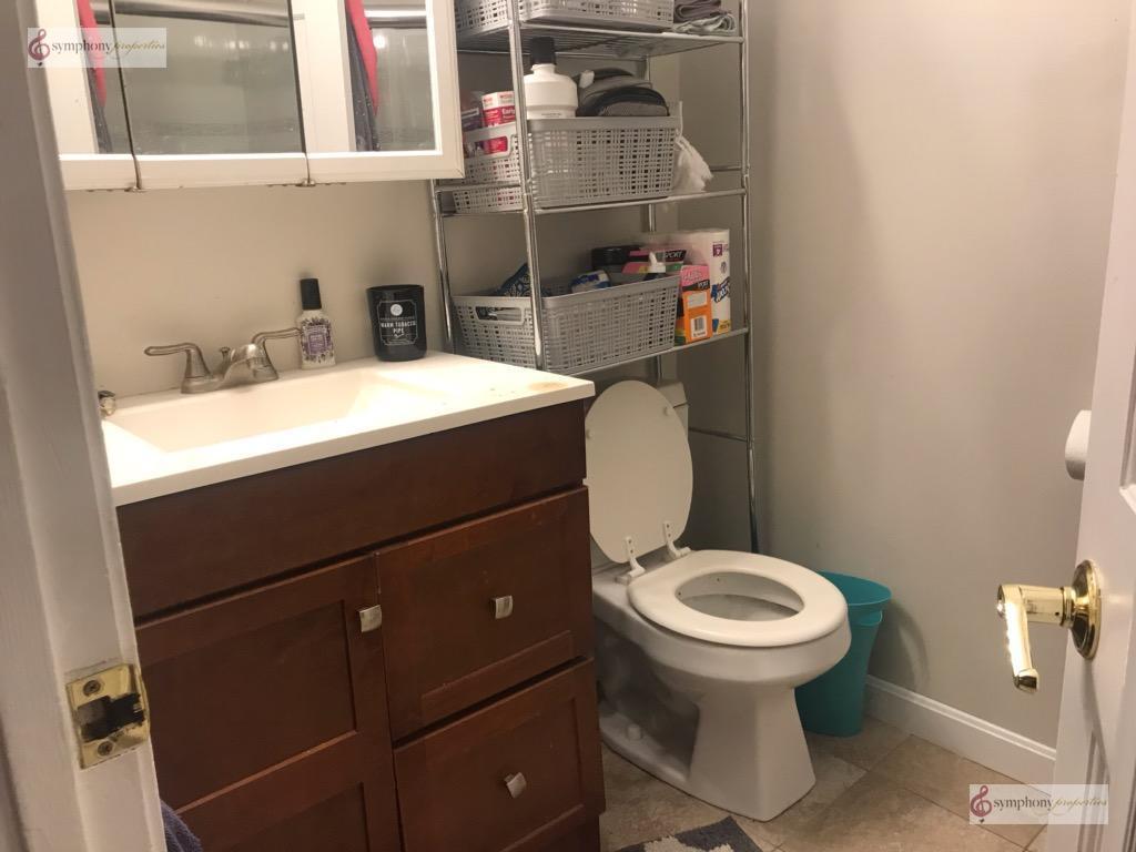 Building Photo - 65 Hemenway St