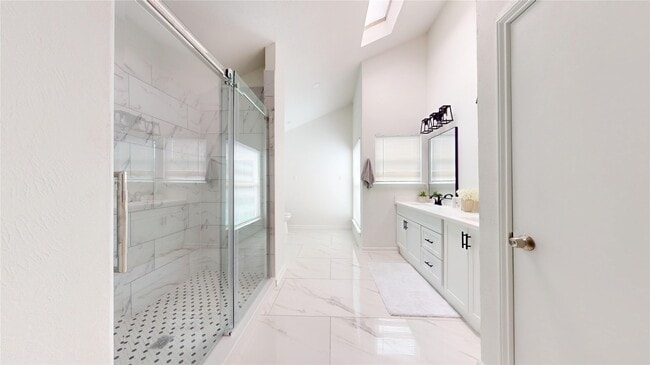 Building Photo - 7415 Alcomita Dr