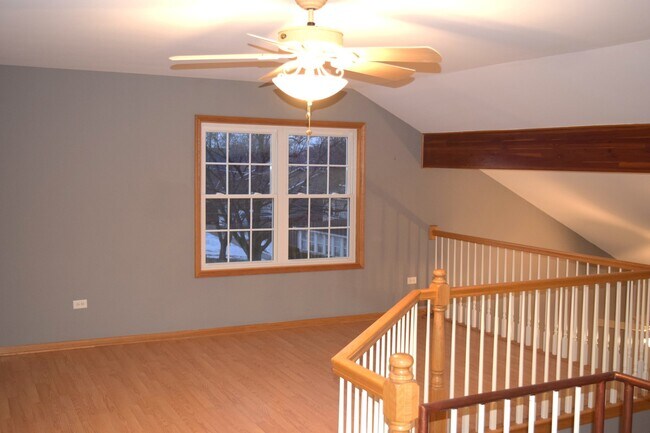 Building Photo - 800 Madison St