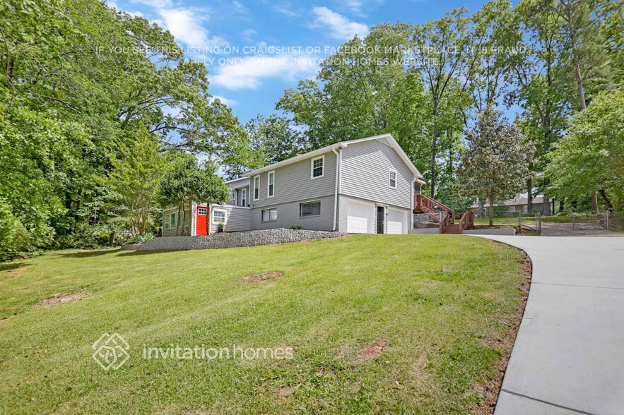 Primary Photo - 140 Trickum Hills Dr