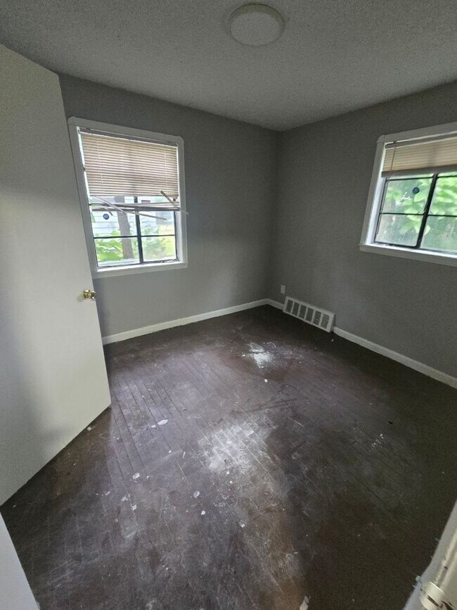 Building Photo - 3 bedroom SINGLE family home | EDEN and Se...