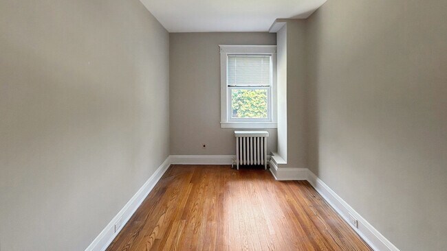 Building Photo - 3305 Moravia Rd