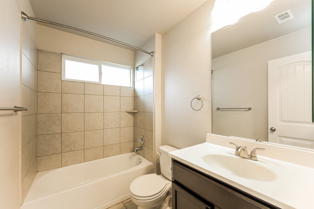 Building Photo - 2503 Barbwire Way