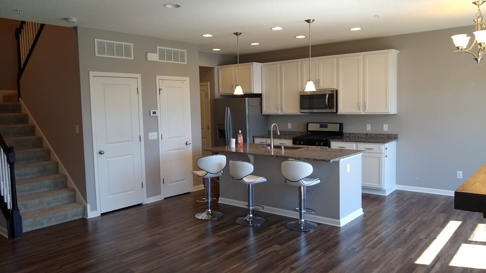 Building Photo - 6953 Archer Trl