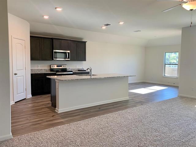 Building Photo - 612 Aqueduct Dr