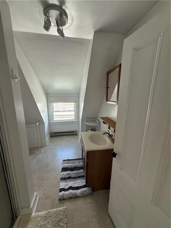 Building Photo - 28 Calvert St