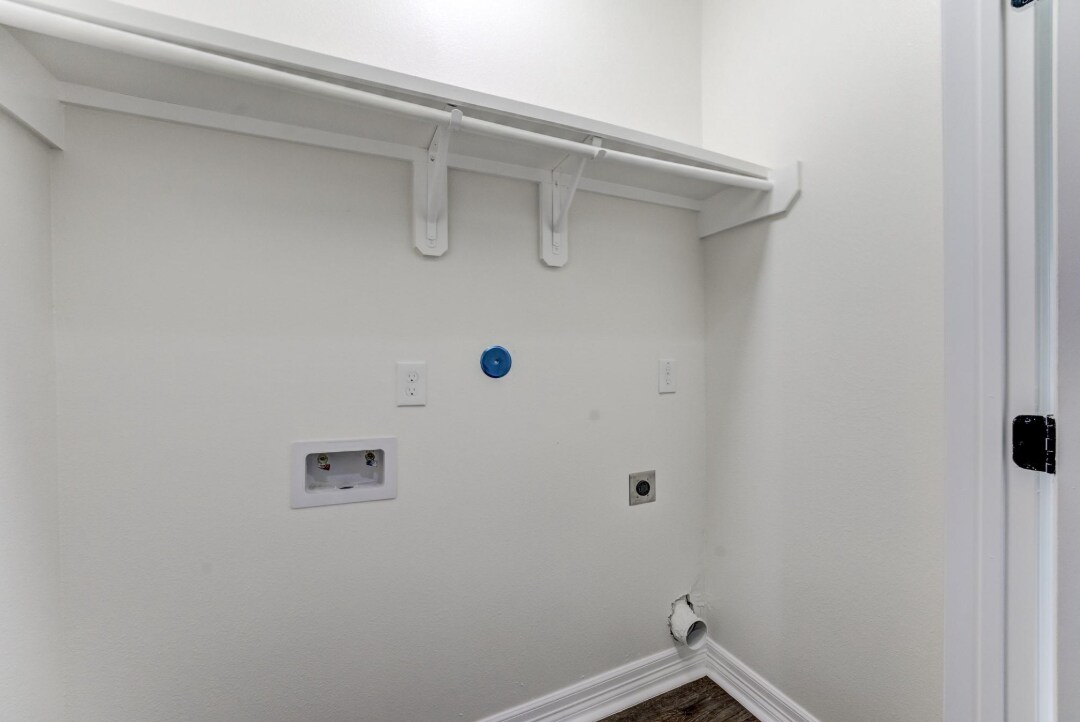 Building Photo - 410 N 4th St