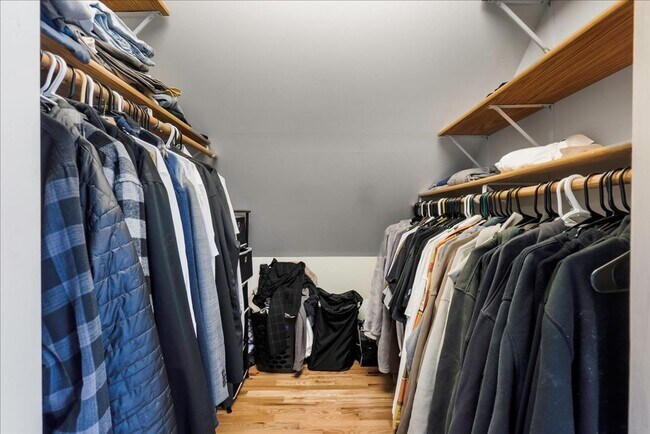 Building Photo - 1997-1999 Ashland Ave