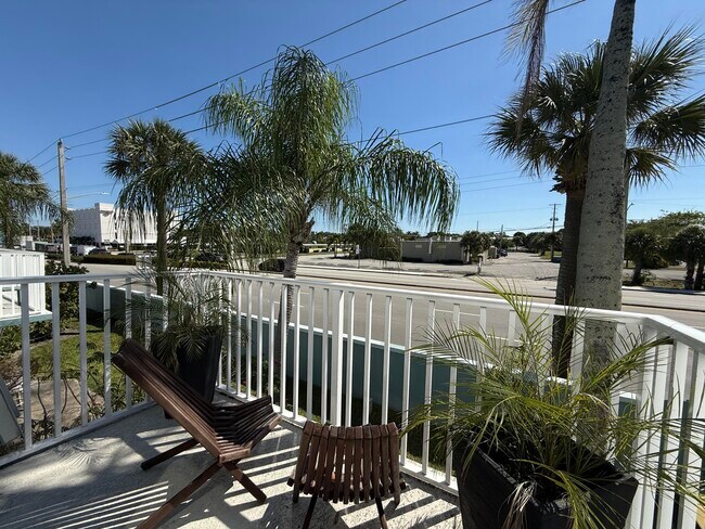 Building Photo - 950 S Kanner Hwy