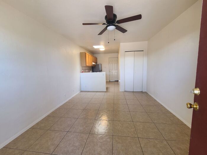 Building Photo - 4350 E Fairmount St