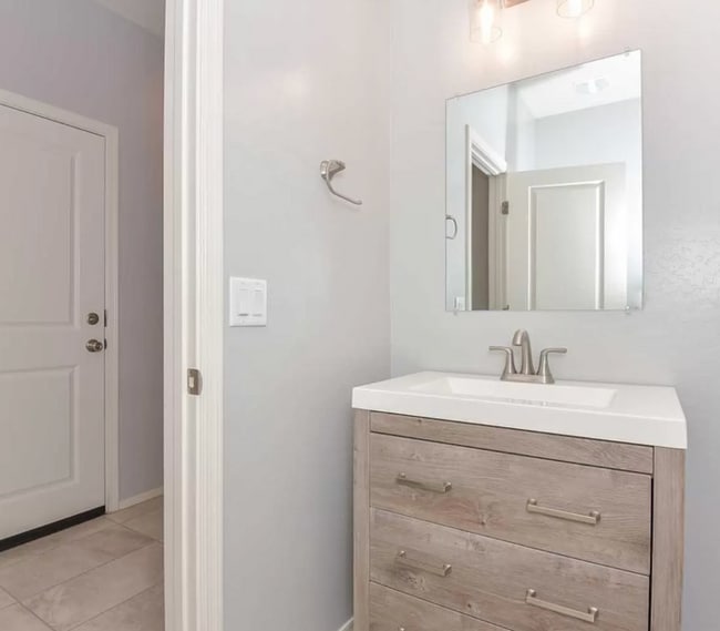 Building Photo - Spacious 2-Story, 3 Bedroom/2.5 Bath Home ...