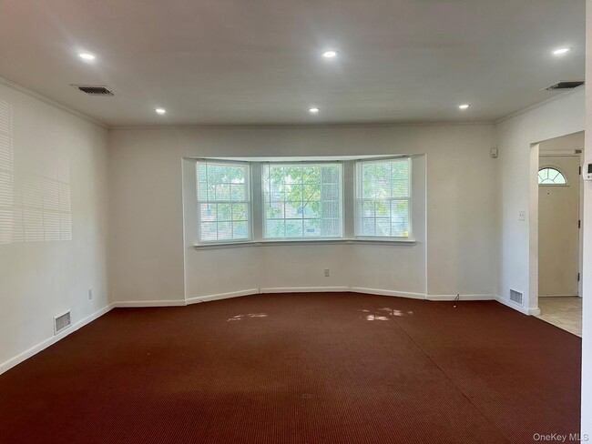 Building Photo - 87-89-89 191st St