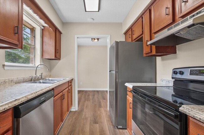 Building Photo - Updated 3 Bedroom in Theodore