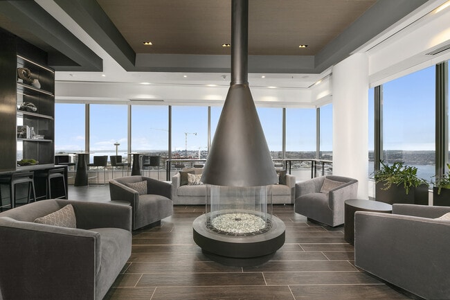 Building Photo - Nexus Condominium - 1 bedroom + den