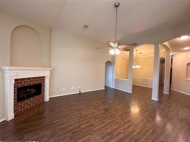 Building Photo - 3734 Paigewood Dr