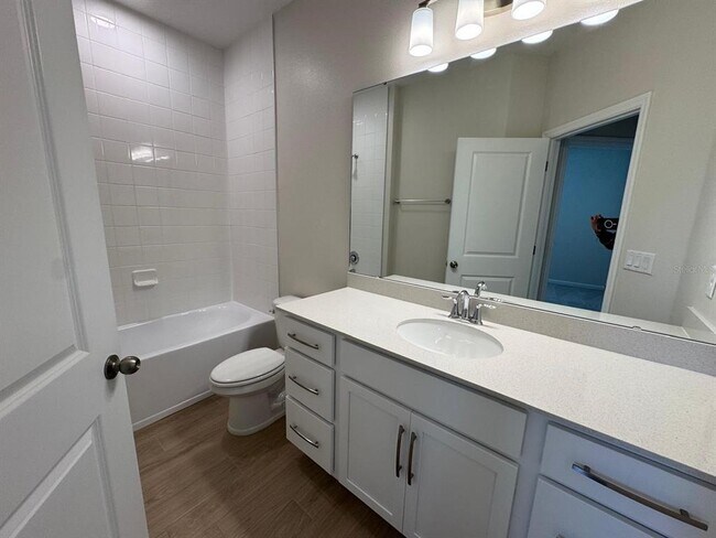 Building Photo - 342 Lady Palm St