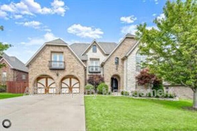 Primary Photo - 5106 Sloan Cir