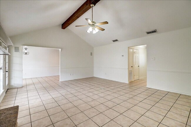 Building Photo - 6405 Clairfield St