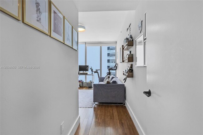 Building Photo - 888 Biscayne Blvd