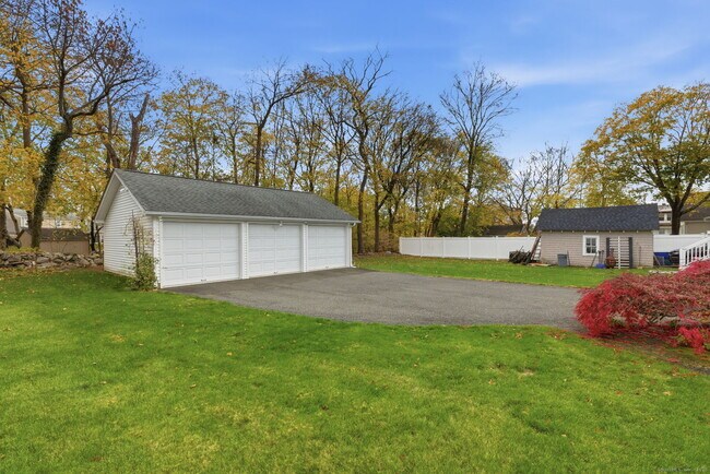 Building Photo - 41 Sterling Pl