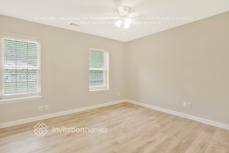 Building Photo - 4004 Melvin Dr SW