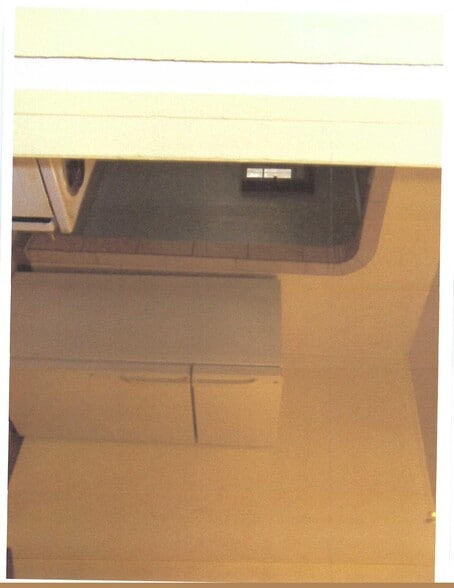 Building Photo - 1003 E Bridger Ave