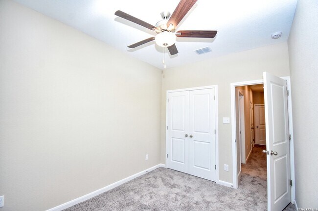 Building Photo - 6238 Pancho Villa Dr