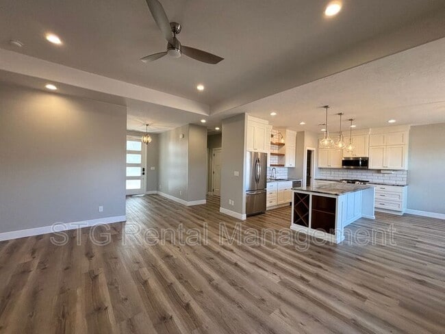 Building Photo - 1792 W 150 S