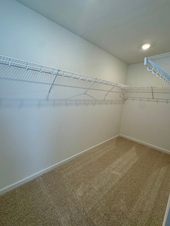 Building Photo - #brandnew, #garage, #3bedsuitesw/private b...