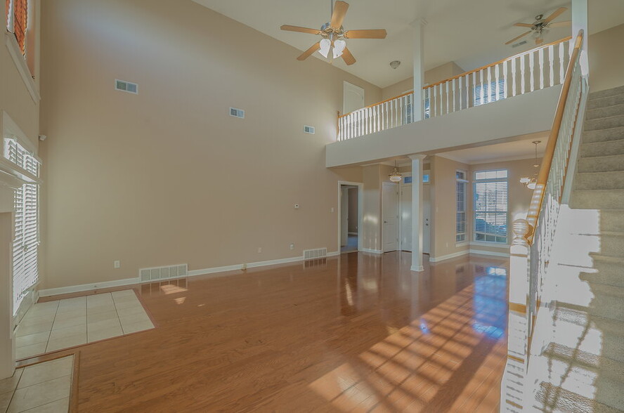 Building Photo - 1655 Kings Pond Cove