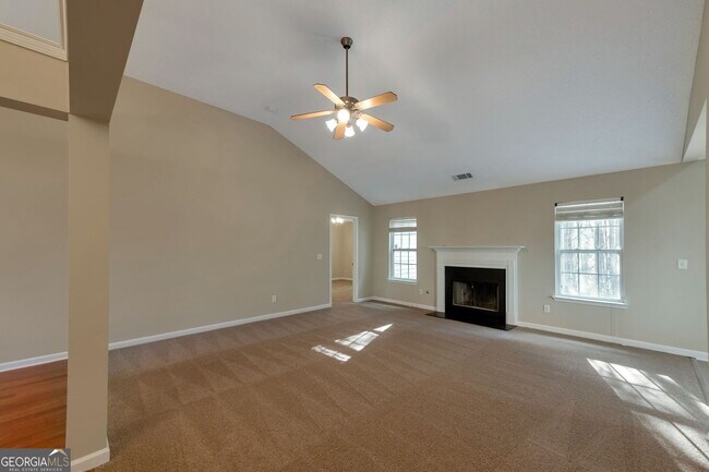 Building Photo - 4750 Buckeye Pl