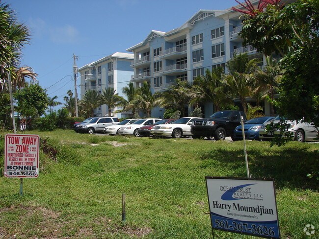 Building Photo - Pilots Cove Apartments
