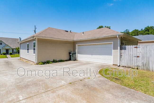 Building Photo - 2038 Plantation Pkwy