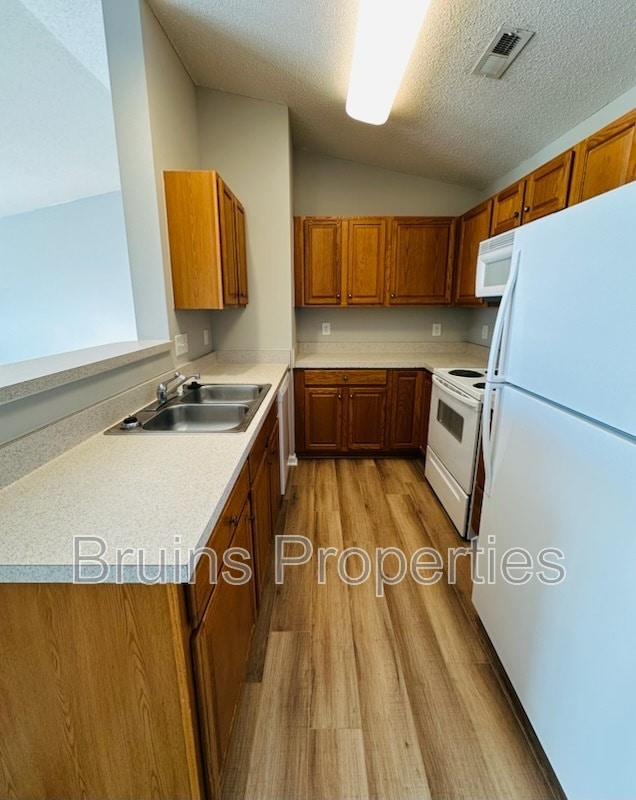 Building Photo - 6113 Hedgecock Cir