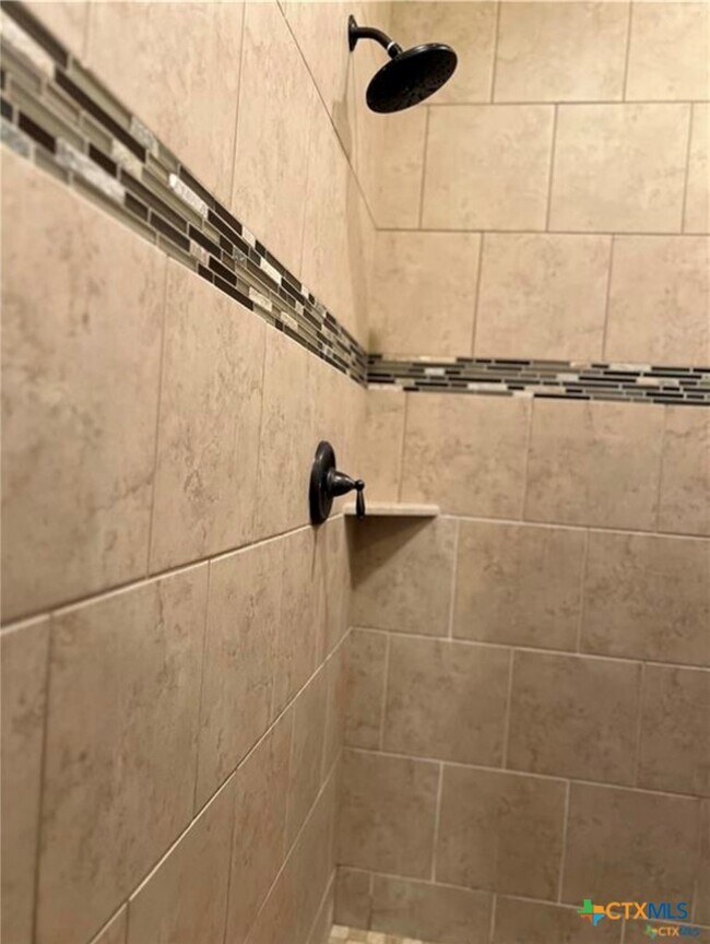 Building Photo - 1223 Gruene Vintage