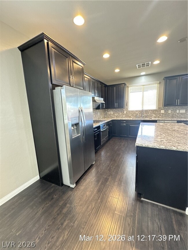 Building Photo - 130 Serpens Ave