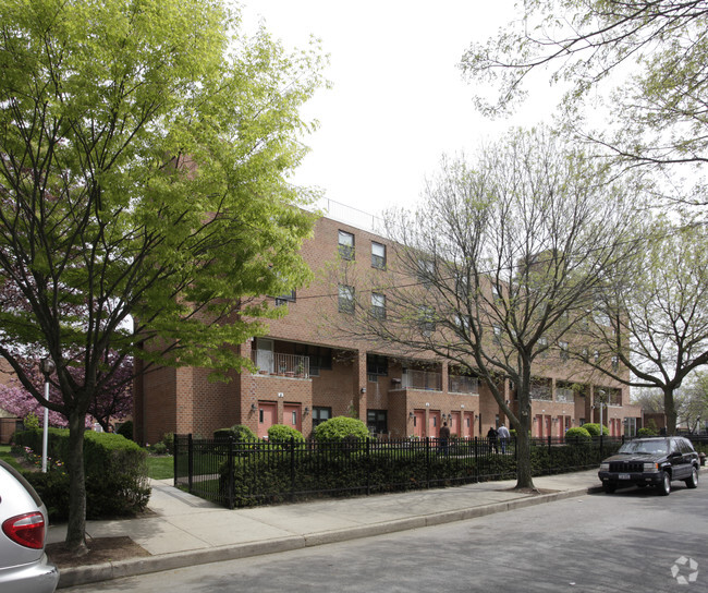 Building Photo - New Haven Plaza