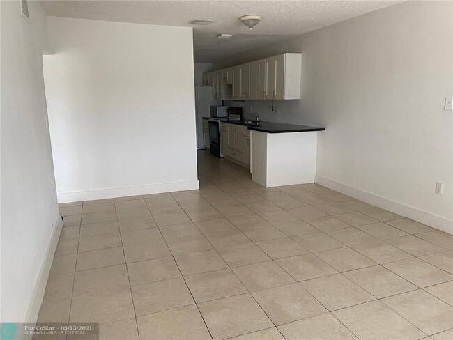 Building Photo - 21478 NW 40th Cir Ct