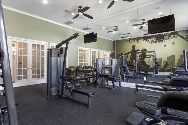 Building Photo - Up to 6 Weeks Off | 1-Bed Near Beltway 8!