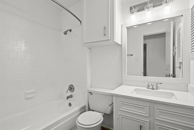Building Photo - 5322 Finsbury Field Dr