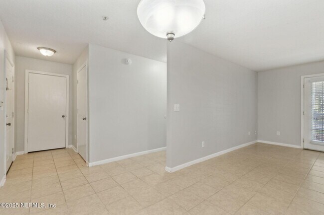 Building Photo - 7701 Timberlin Park Blvd