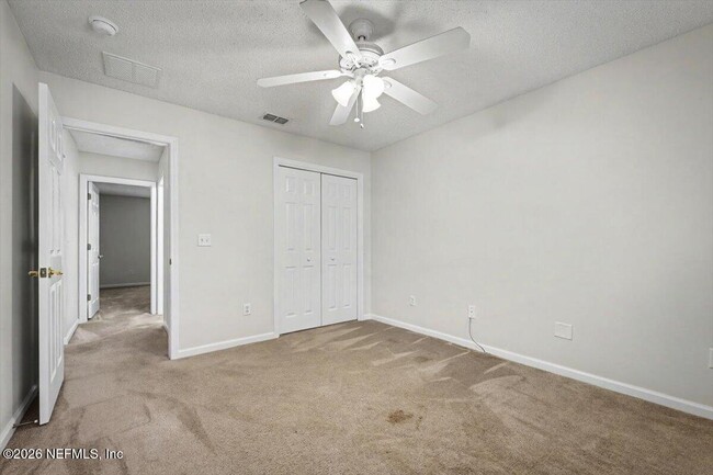 Building Photo - 10930 Lauren Oak Ln S